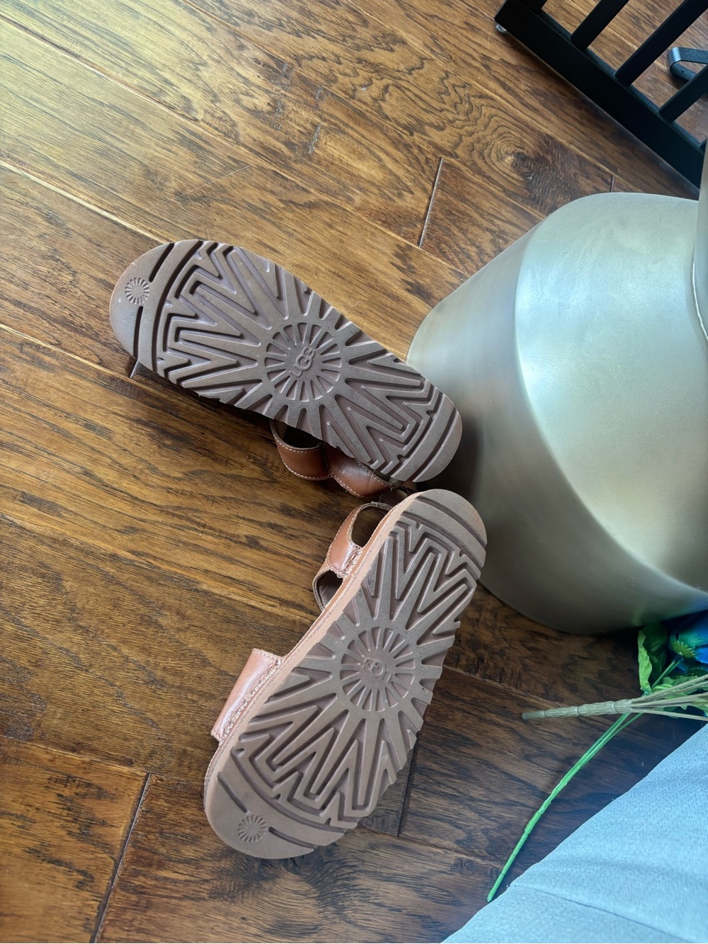 UGG Goldenstar Platform Sandal Sz 8 GUC! - Picture 7 of 11